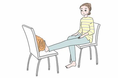 前屈ではなく、骨盤を前に向けるイメージで行う。（イラスト／黒猫まな子）