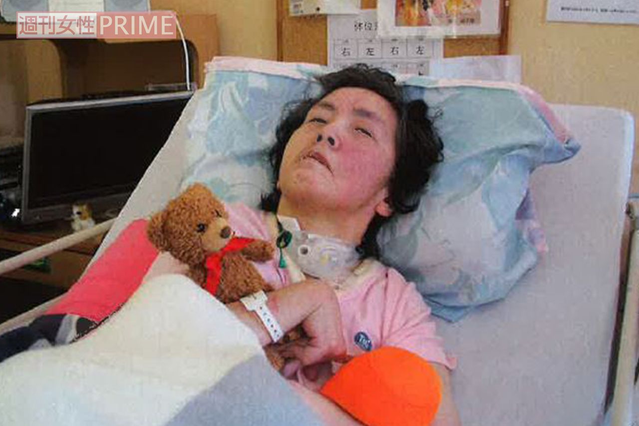 頭上には録音した源さんの音声を聞くためのステレオが（9月）