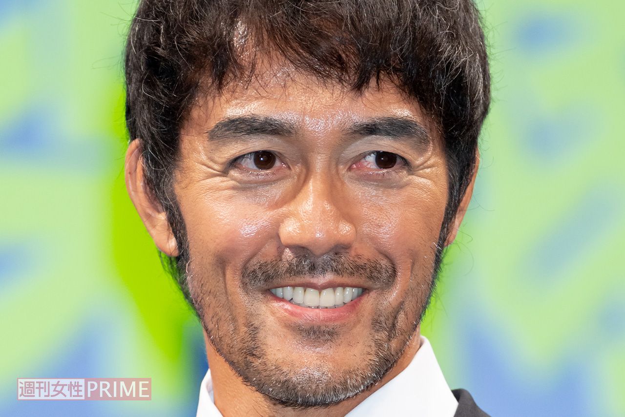 189センチの長身に中央大学理工学部卒で高学歴でもある阿部寛