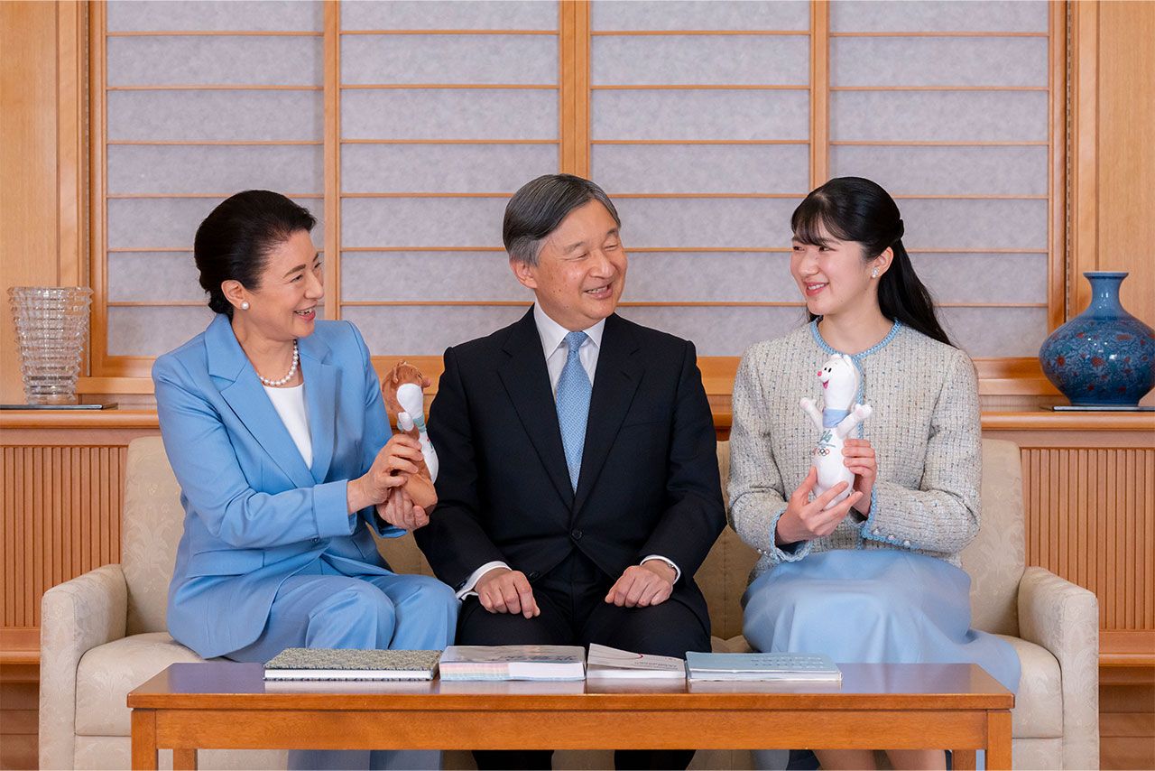 天皇陛下誕生日のご会見（写真／宮内庁提供）