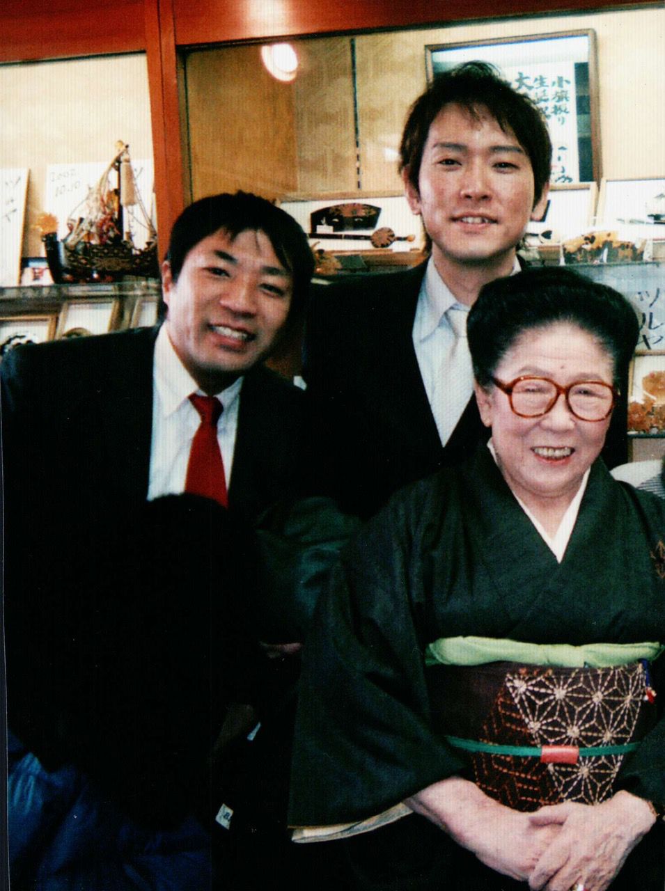 「師匠は舞台の時間を守らない」と弟子のナイツ塙さん。多くの後輩芸人や弟子たちから慕われる存在