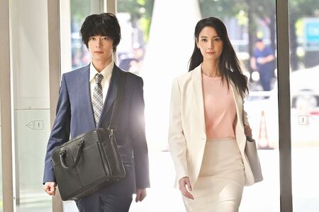 金曜ナイトドラマ『無能の鷹』（テレビ朝日系）10/11（金）スタート　毎週金曜夜11時15分〜（テレビ朝日系　※一部地域を除く）