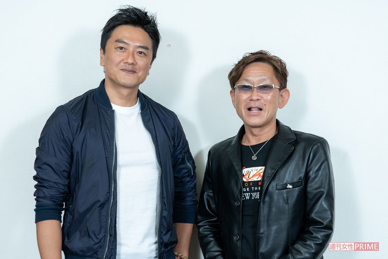 原田龍二と、個人事務所の社長兼マネージャーである森卓一さん　撮影／佐藤靖彦