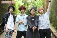 ＜猿島上陸＞男4人の無人島サバイバル、生き残りをかけたアイテムプレゼン対決