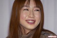 酒井若菜「何なら年齢以上」“ビジュアル褒め”のネットニュースに呆れ声続出、なぜ“若見え”論争は終わら…