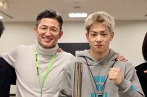 父・三浦知良と並ぶ三浦孝太（孝太のインスタグラムより）