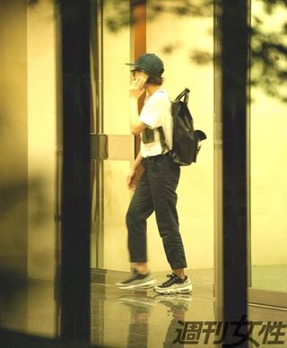  生田が住むマンションのエントランスに現れた清野