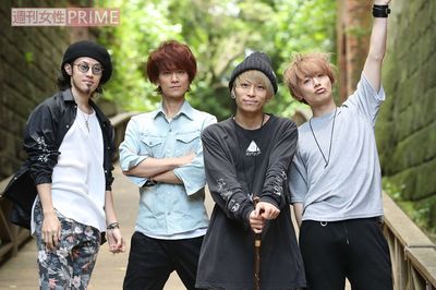 ＜猿島上陸＞男4人の無人島サバイバル、生き残りをかけたアイテムプレゼン対決