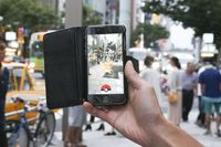 「ポケモンGO」人気に便乗するトラブルも！ ゲーム会社の責任はないのか？