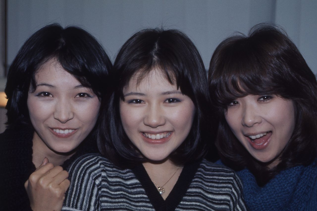 活動は4年7か月と短期間だったが、質の高い楽曲と印象的な引退で伝説となったキャンディーズ