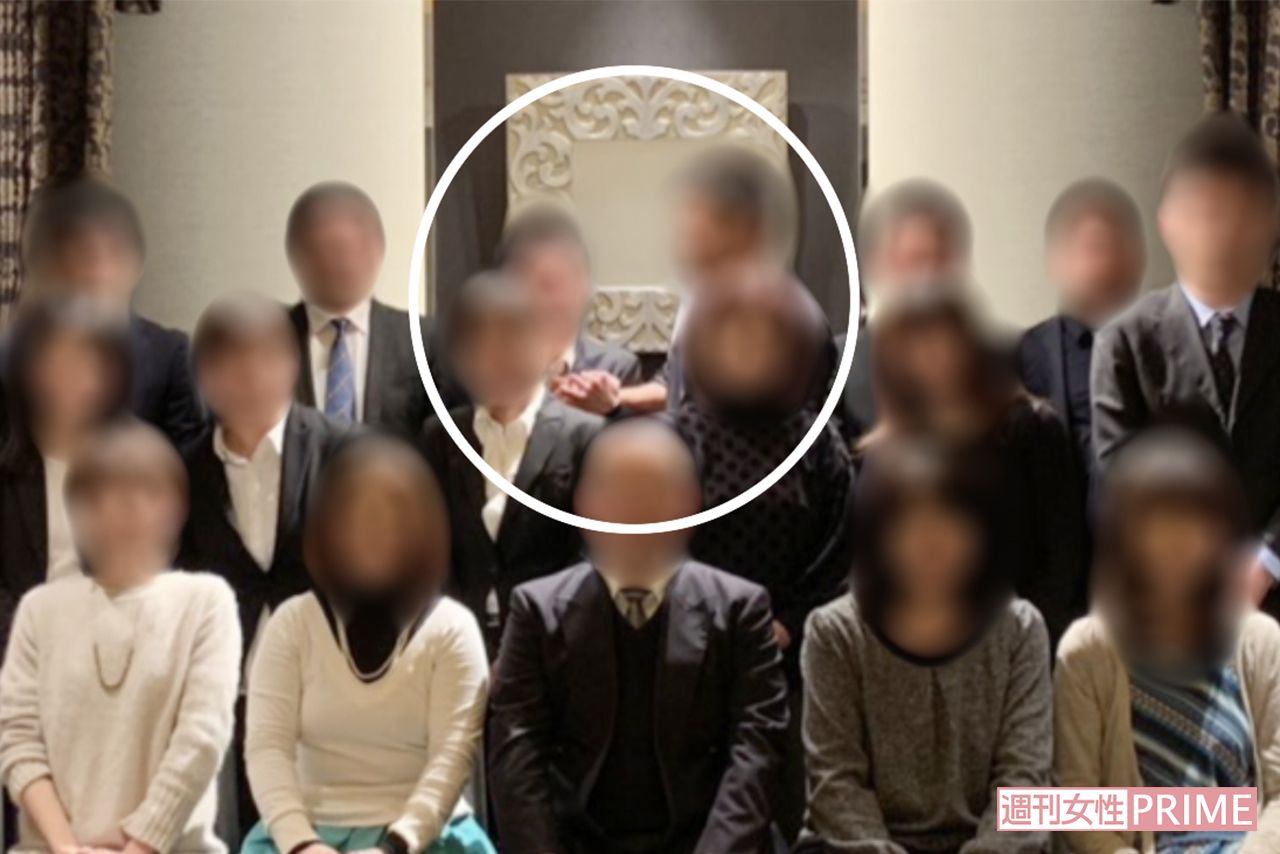 丸印内がＸ教員（左）と加害教員。加害教員がＸ教員の胸倉をつかんでいる