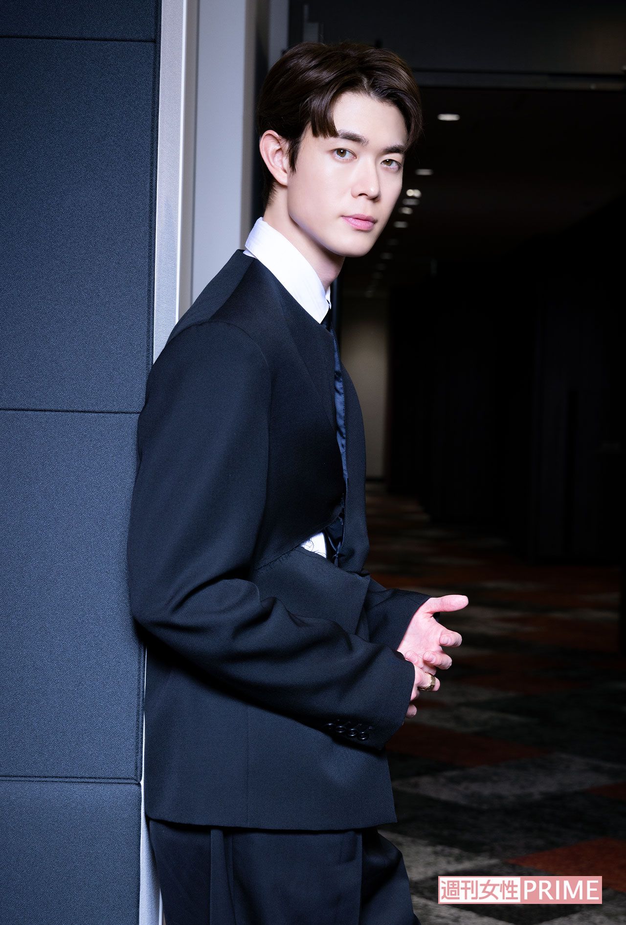 宮沢氷魚　撮影/吉岡竜紀 　スタイリスト/末廣昂大　 ヘアメイク/古久保英人（OTIE）