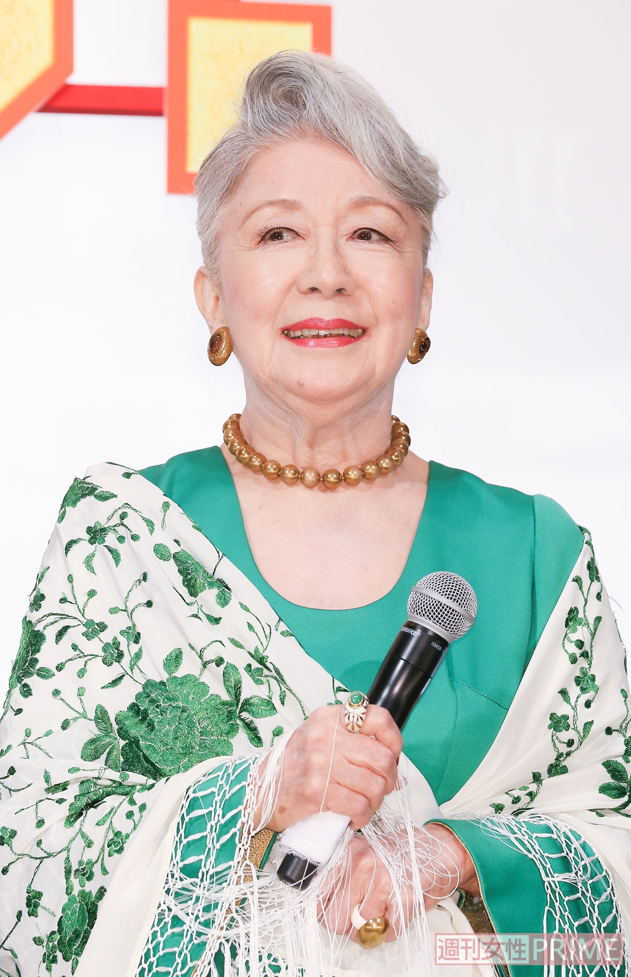 草笛光子、すっかりシルバーヘアの代名詞に。「年とともに、さらなる憧れアイコンに。マダム役が最高に似合うスタイルです」