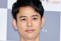 スーパーの野菜コーナーで1人悩む妻夫木聡、NHK大河ドラマ『どうする家康』出演で話題の妻・マイコとの「…