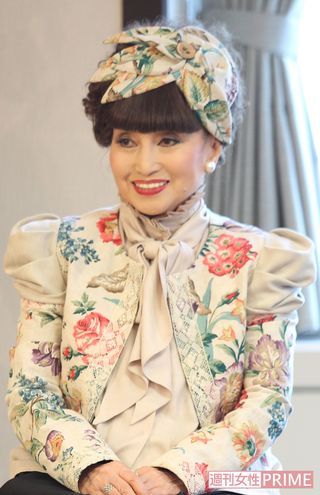 近藤真彦が母のように慕う黒柳徹子も観劇