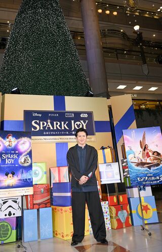 11月6日、ホリデーイベント「YOKOHAMA MINATOMIRAI WINTER HOLIDAY 2024−2025」の開催を記念して行われた、ディズニー、ピクサー、マーベル、スター・ウォーズの4つの世界を表現したクリスマスツリーの点灯式に登場!