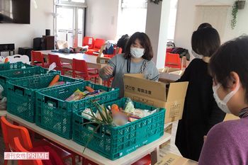 『子育てパレット』が行ったフードバンクの模様。困窮するママたちにとっては命綱だ