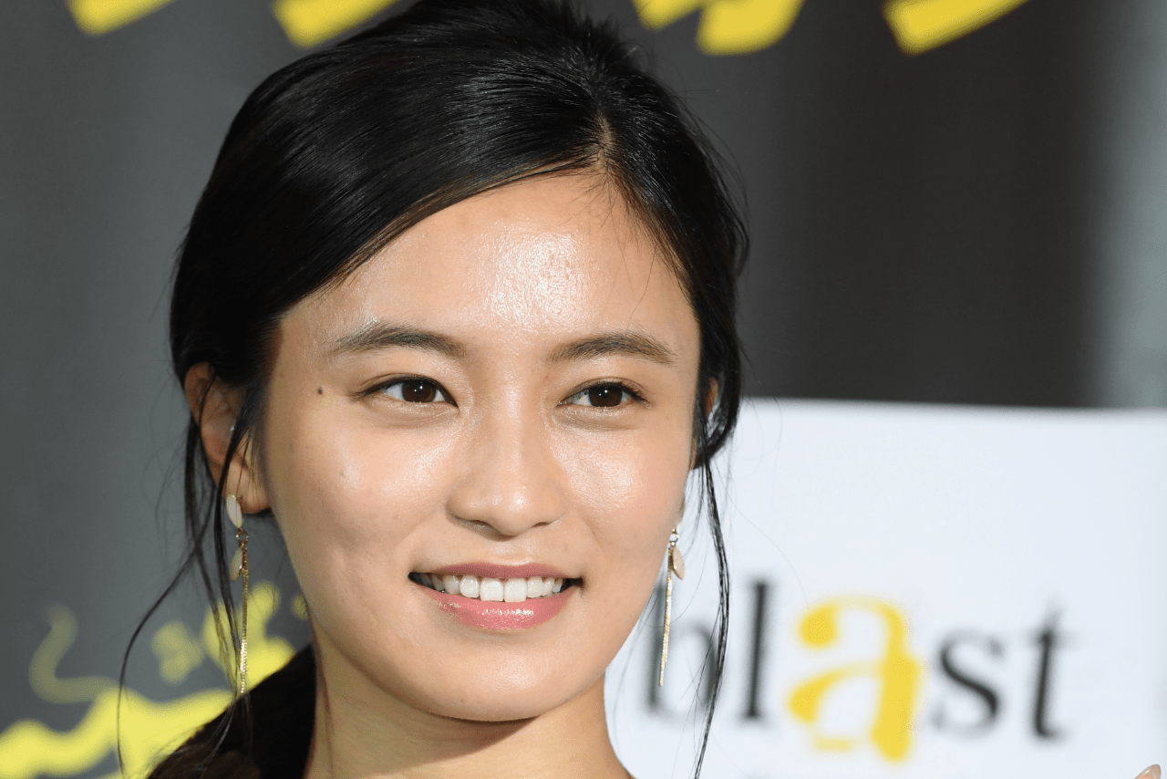 小島瑠璃子（29）