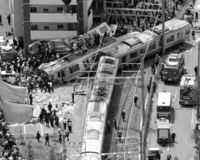 鉄道、事故から命を守るなら「各車両で真ん中に乗ること」