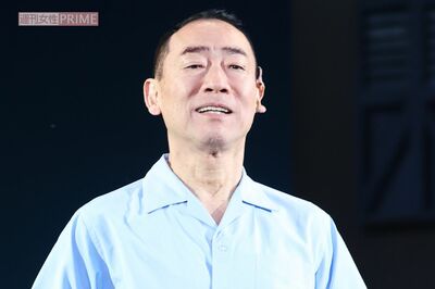 松平健の『マツケンサンバ2』振り付け師・ダンサーの真島茂樹さんが死去、おネエキャラでも人気のマジーが…