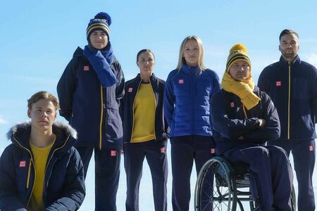 ユニクロが手がける、ミラノ・コルティナ五輪でのスウェーデン代表の公式ウェア（ユニクロの公式サイトより）