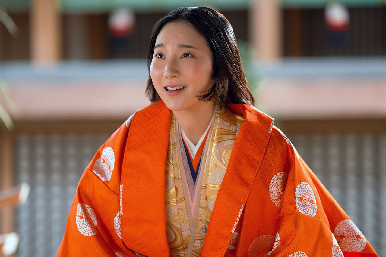 中宮・定子のもとに初めて出仕したききょう。定子の高貴な美しさにうっとり（15回）