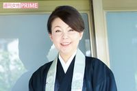 元モデルの“美魔女僧侶”、初めてのエッセイで「赤裸々半生」を綴る