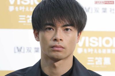 三笘薫、負傷でW杯離脱→交通事故でトラブル続きの最中「結婚式フォト削除」不穏すぎる“異変”に集まる心…