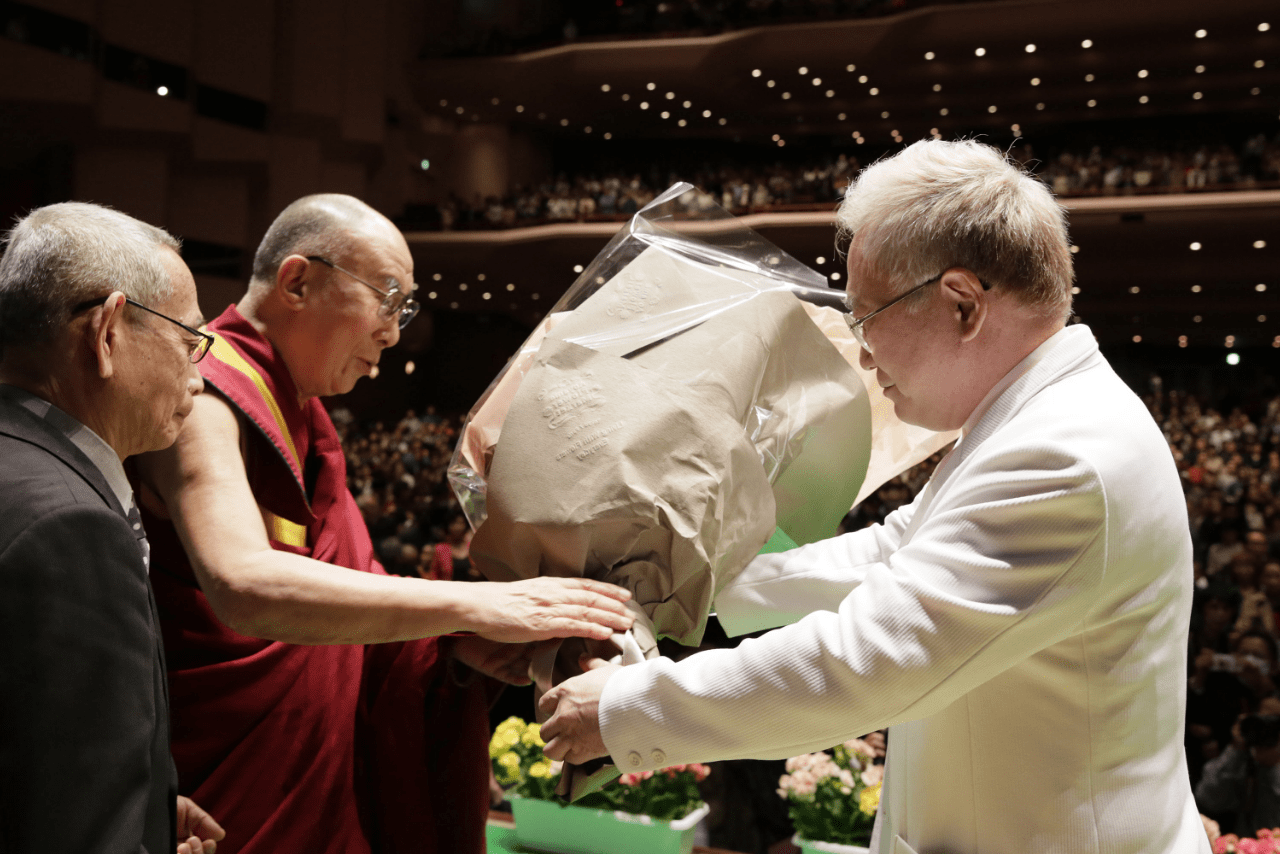 ダライ・ラマとも親交がある