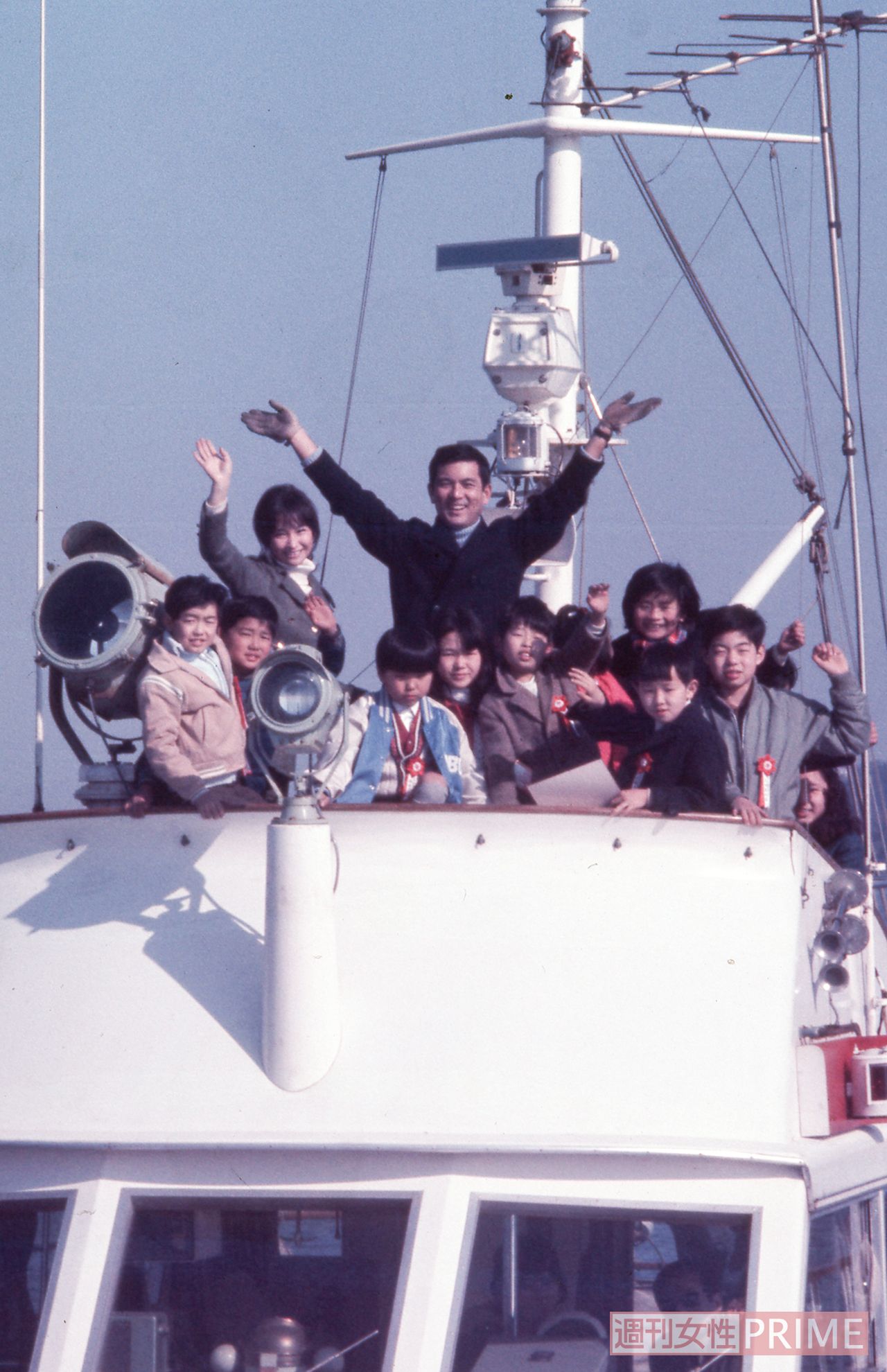 愛艇『光進丸』に妻のめぐみさんと試乗（'71年）。2018年に火災で水没（撮影／本誌写真班）