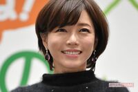 釈由美子、インスタグラムにアップする“自撮りの加工”がすごい…《プリクラの加工顔》と揶揄されるも撮影…