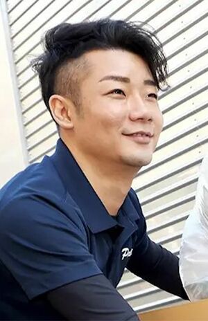 ゴミ屋敷パートナーズ社長石田毅さん●不用品回収、遺品整理業を経て、ゴミ屋敷専門の片付け業者を起業。依頼者が「少しでも頼みやすいように」とこの会社名に。片付けの様子を記録したYouTube動画を見たことをきっかけに依頼してくる人も多い。※画像をタップするとYouTubeチャンネルにジャンプします。