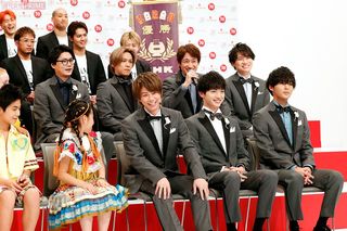 Kis-My-Ft2　ラグビー熱になぞらえ記者から「グループの中のリーチ マイケルさんは誰？」と無茶ぶりされると、宮田俊哉が「僕だと思います！　共通点があって、同い年なんです。……しょうもない回答しかできなくてすみません（笑）」 撮影／伊藤和幸