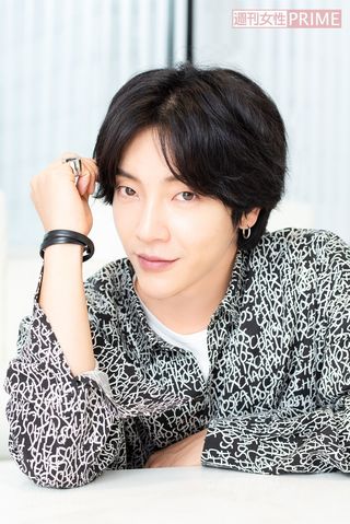 ユナク　撮影／高梨俊浩