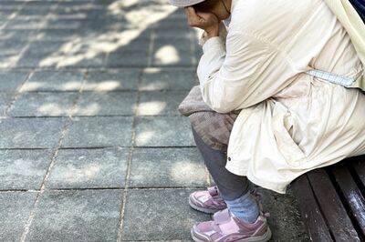 親が認知症で「口座凍結」される前に！トラブルから学ぶ“元気なうち”の事前対策