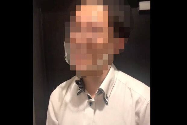 穏やかな口調で話すセールスマンK氏だが、このあと態度が豹変する（片岡氏のTwitterに投稿された動画より）