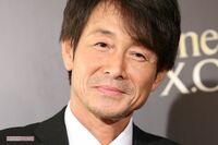 吉田栄作の実母が語る「事務所独立」「内山理名」「平子理沙」