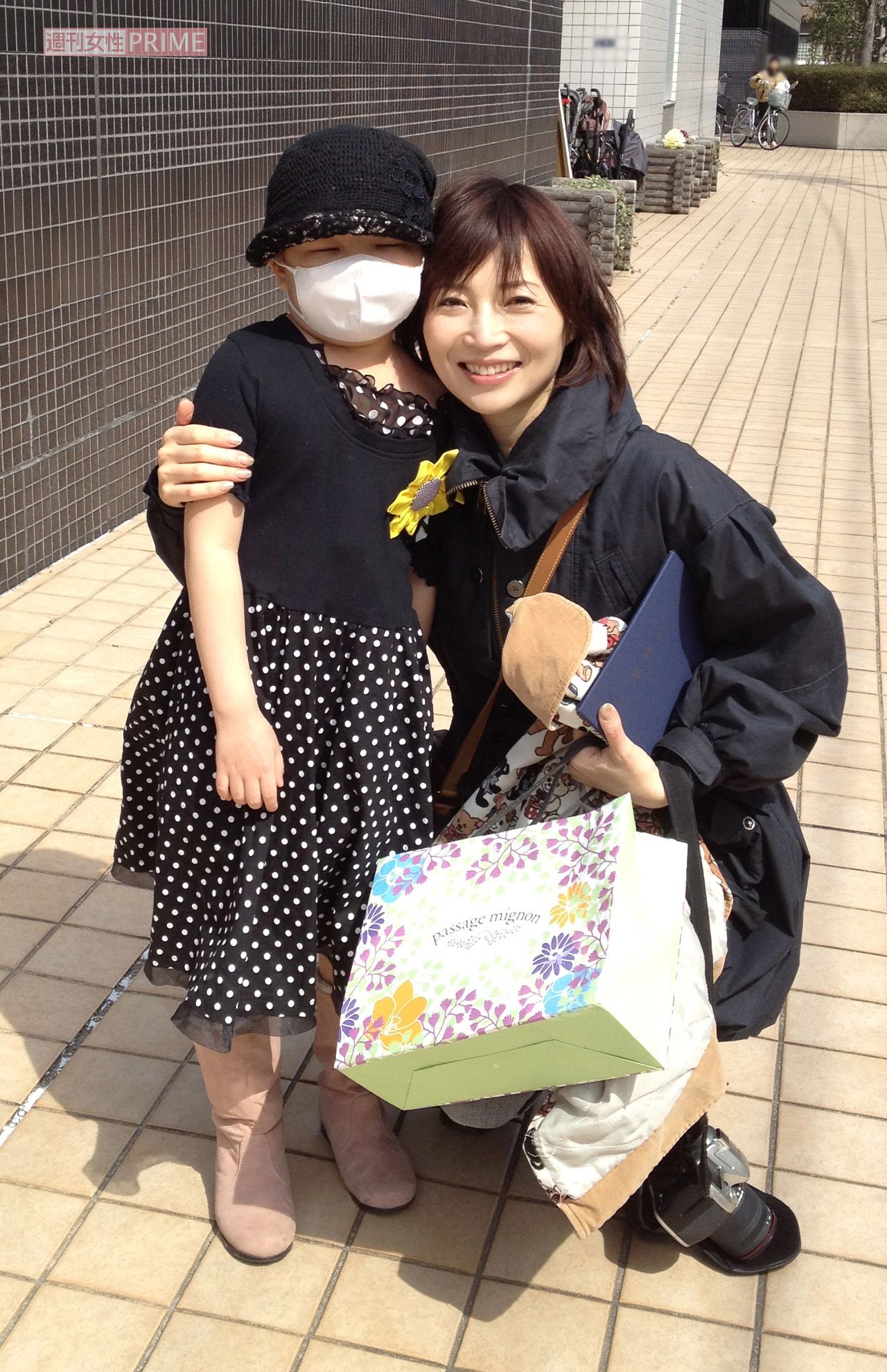 行正り香さんと次女・さくらさん