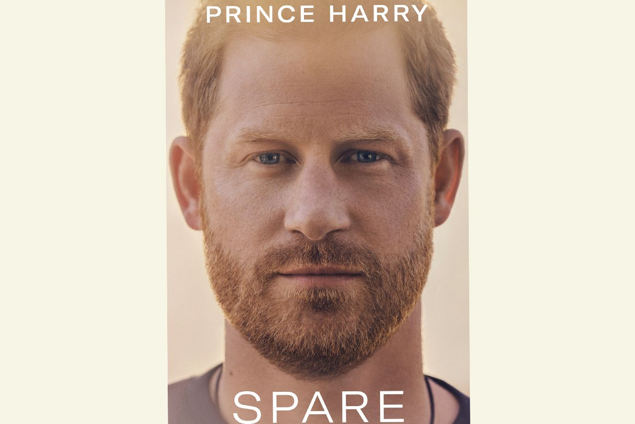 全世界でセンセーションを巻き起こしているヘンリー王子の暴露本『スペア』。メディアのインタビューなどにも積極的にも登場し、衝撃的な告白を続けてる