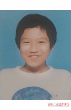 小学校時代の眞壁佳一容疑者（卒業アルバムより）