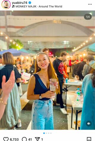 “胸元アピ”が強いあびる優（本人のインスタグラムより）