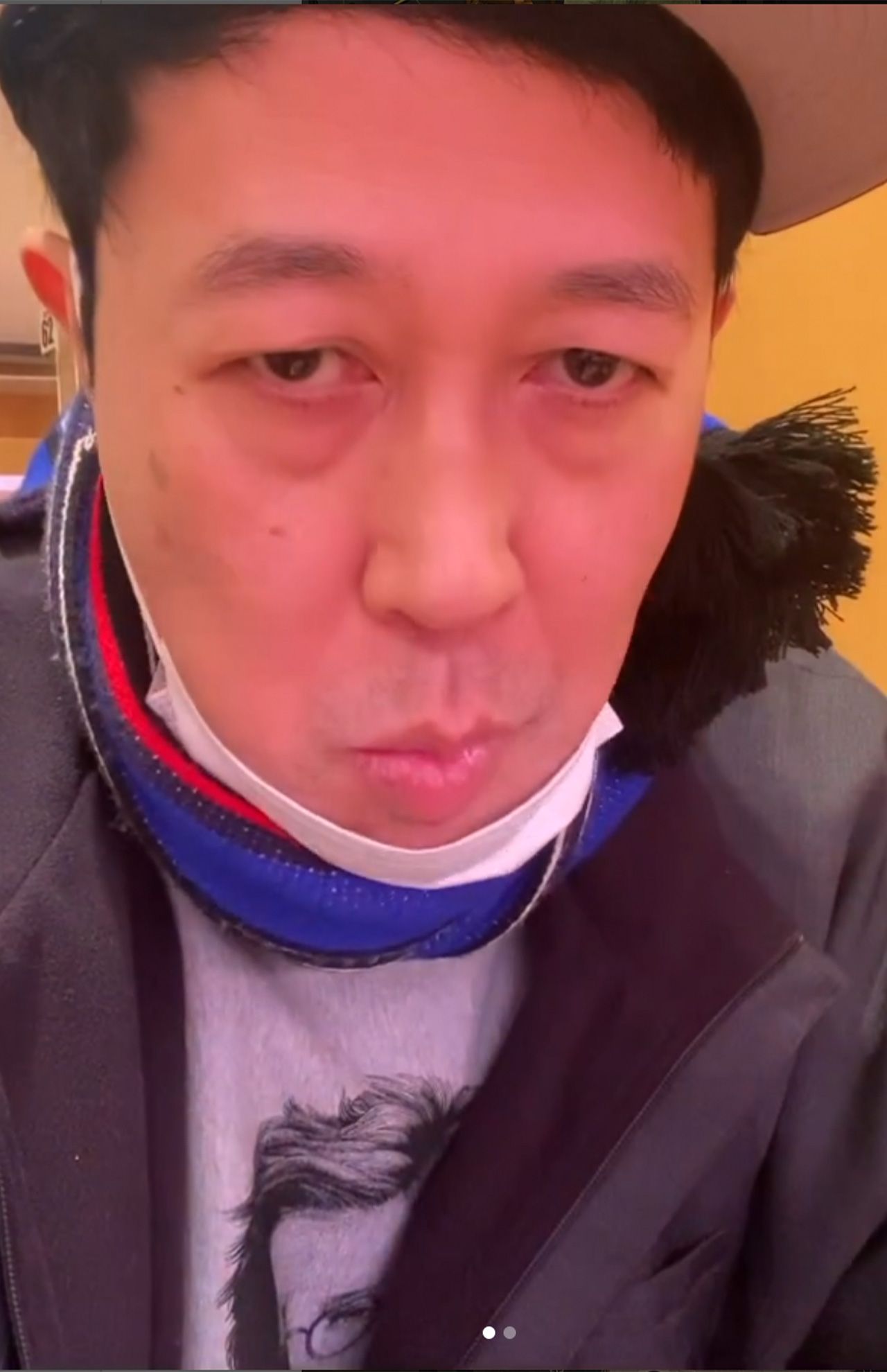 回転寿司ペロペロ騒動後にパトロールに出かけるも、美味しすぎて食事に夢中になった小籔千豊