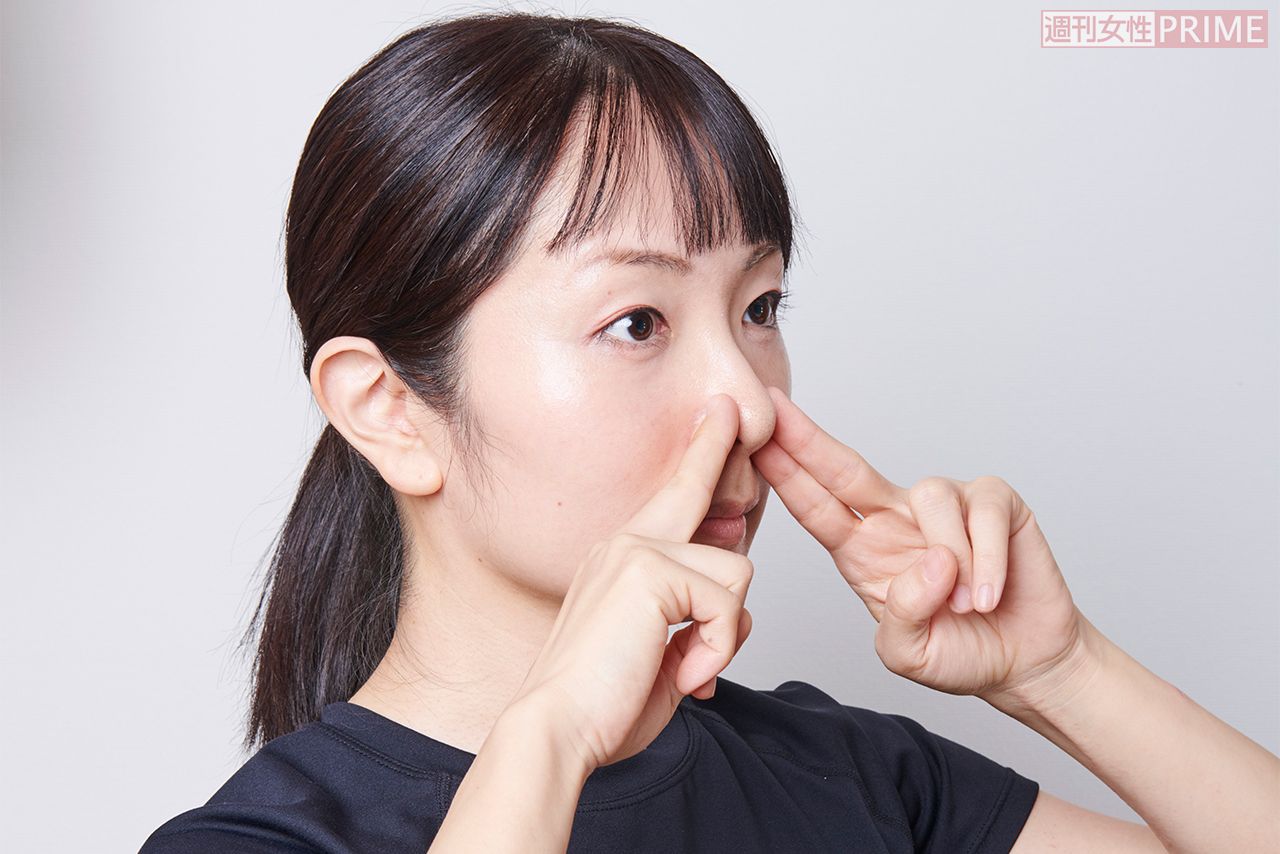 ほぐしトレ1：くるくるマッサージ　撮影／山田智絵