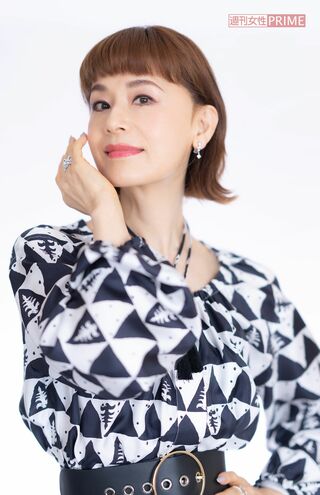 大地真央　撮影／佐藤靖彦