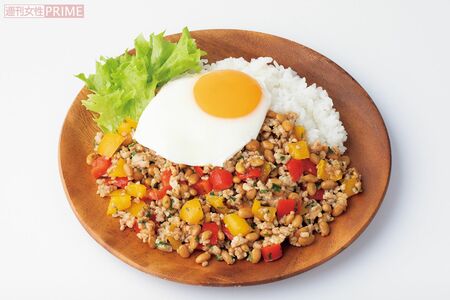 納豆入り和風ガパオ　撮影／矢島泰輔