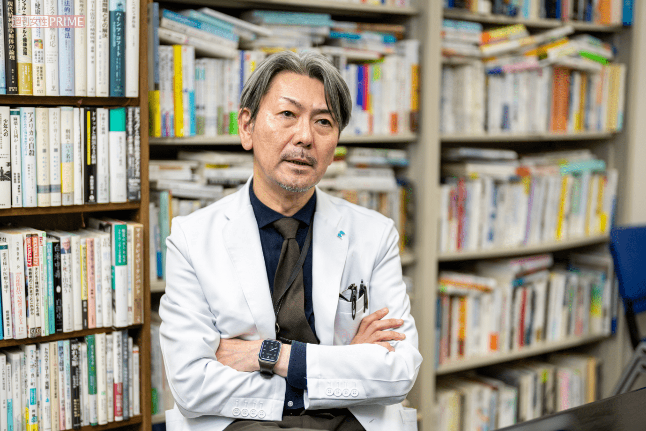 精神科医・松本俊彦さん（撮影／佐藤靖彦）