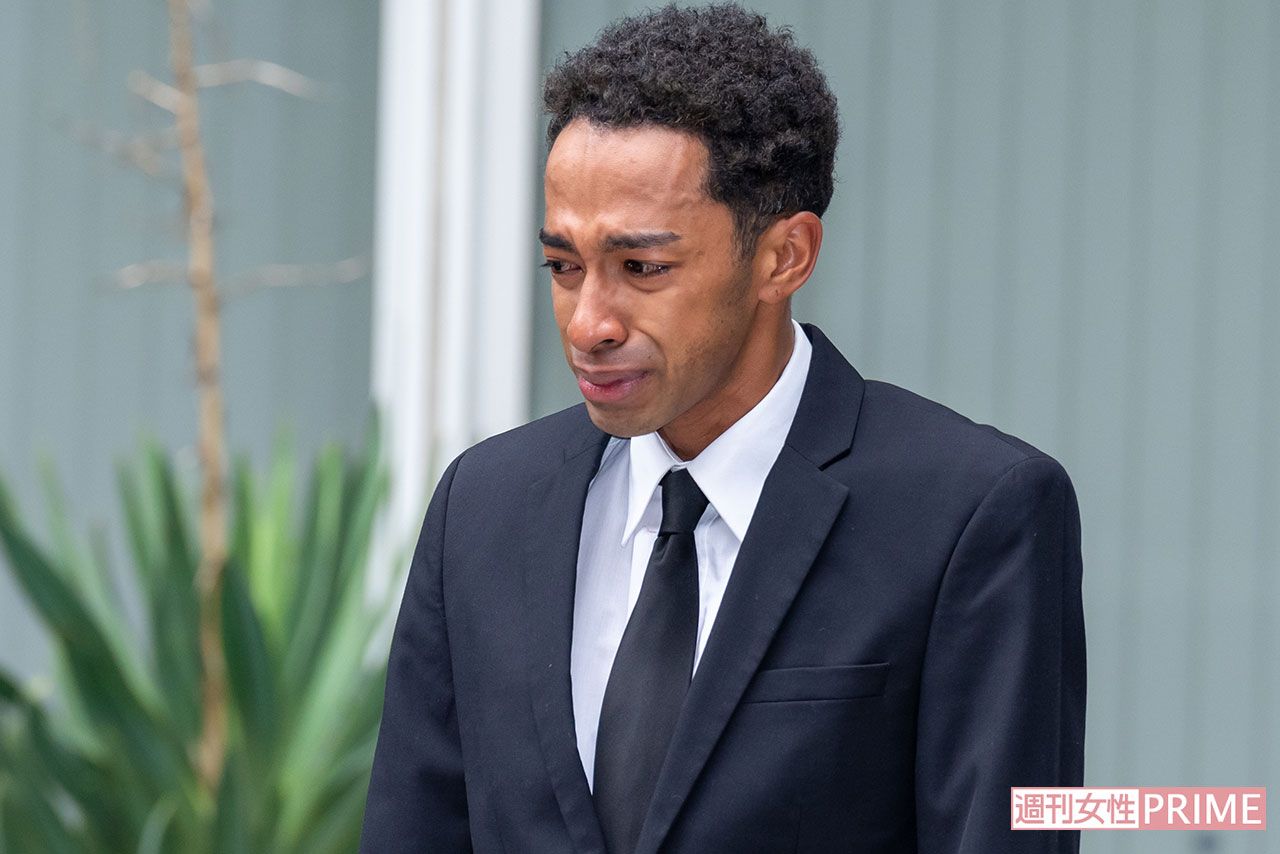 公然わいせつ容疑で逮捕後、釈放された『Aぇ！ group』の草間リチャード敬太（2025年10月6日）