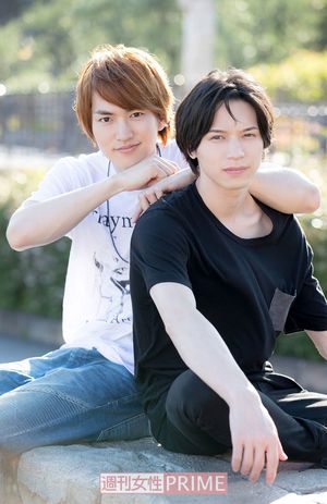 左から和田雅成、北村諒　撮影／伊藤和幸