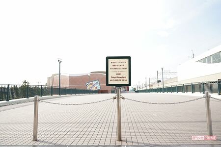 緊急事態宣言下、ガランとした舞浜駅周辺（'20年2月）