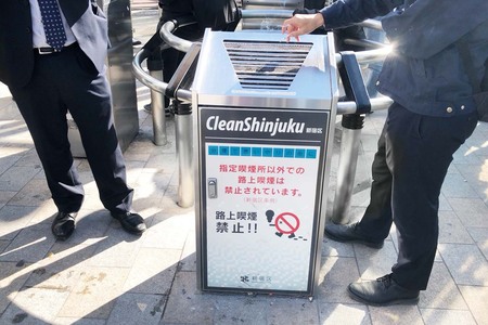 都市部では「喫煙は喫煙所で」が常識になりつつあり、路上喫煙を見るケースは稀に